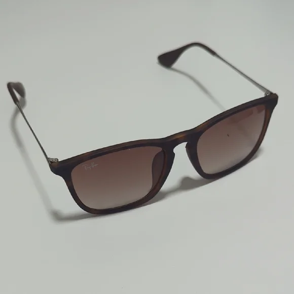 Ray-Ban Tortoise Shell Sunglasses - Picture 3 of 4